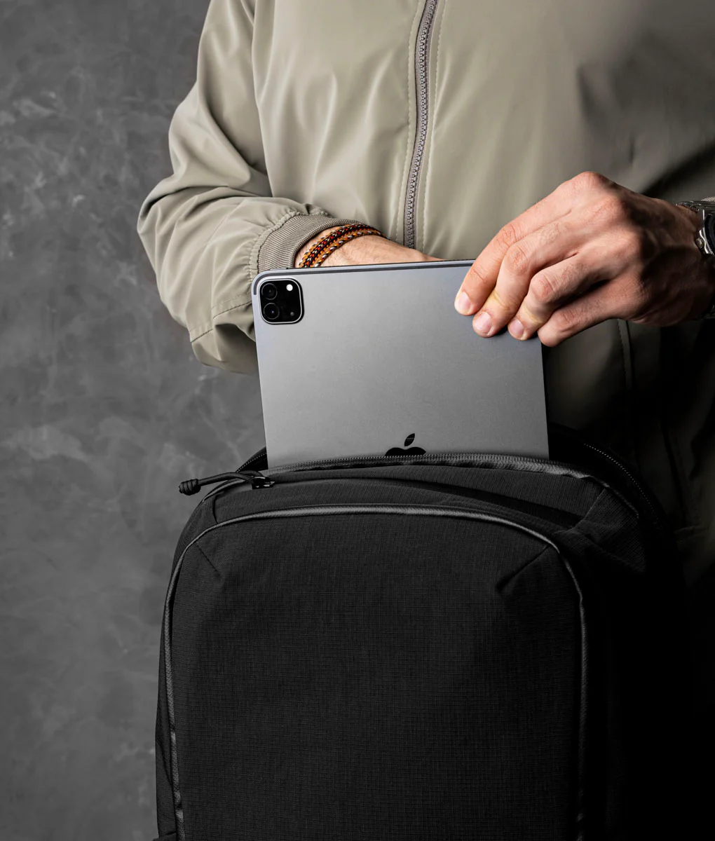 Elements Backpack Pro - Image 13