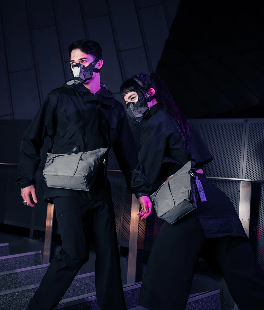 Flow Satchel (2L) - Cyber Edition - Image 3