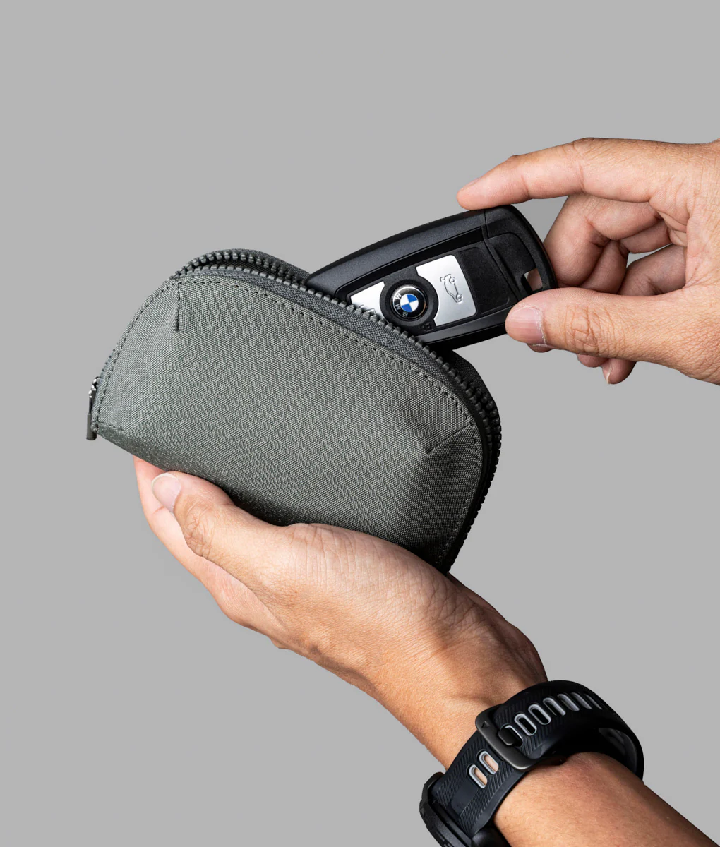 HUB Zip Pocket - Image 49