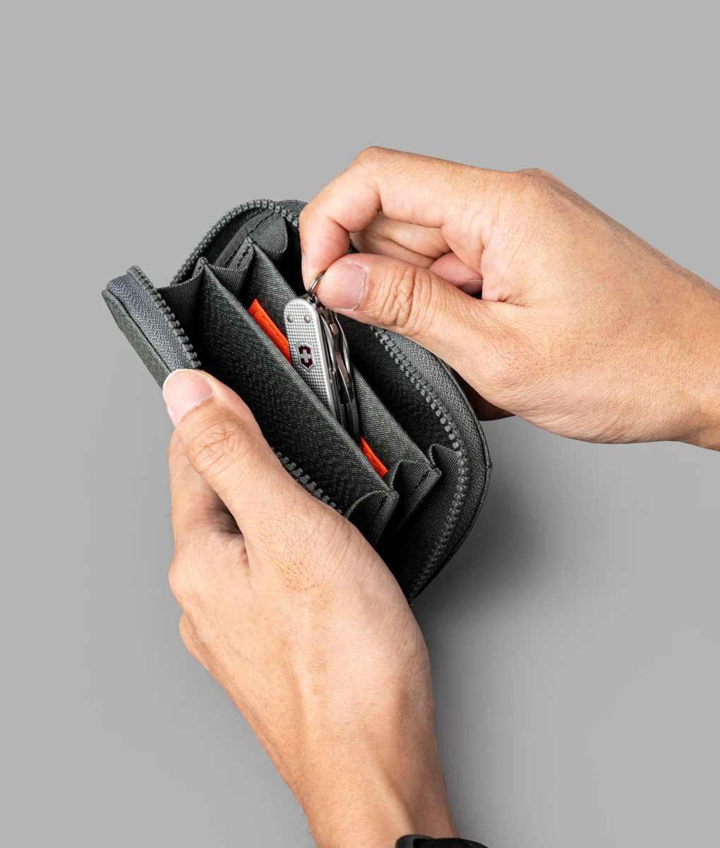 HUB Zip Pocket - Image 51