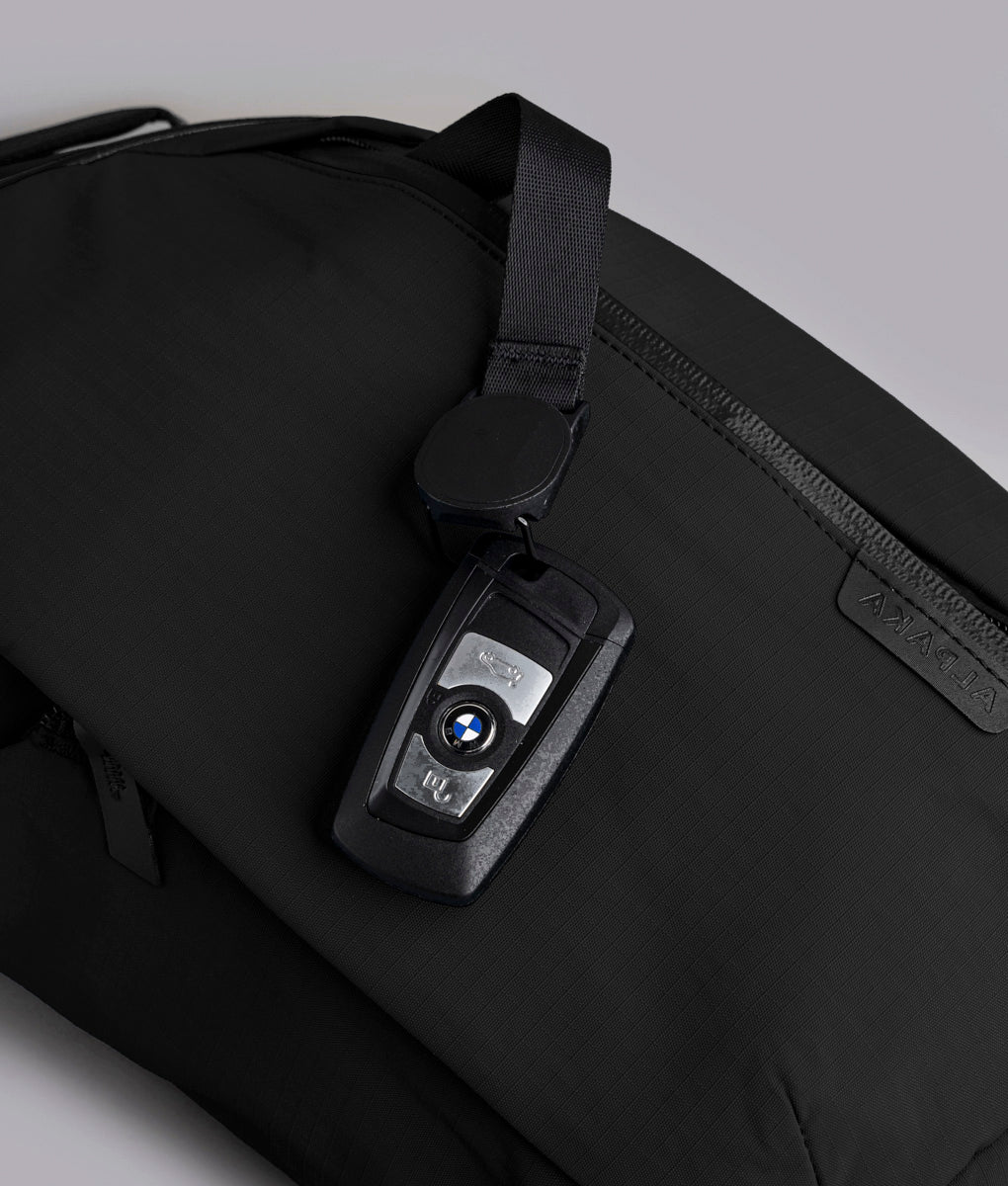 Metro Crossbody – Left Shoulder - Image 10