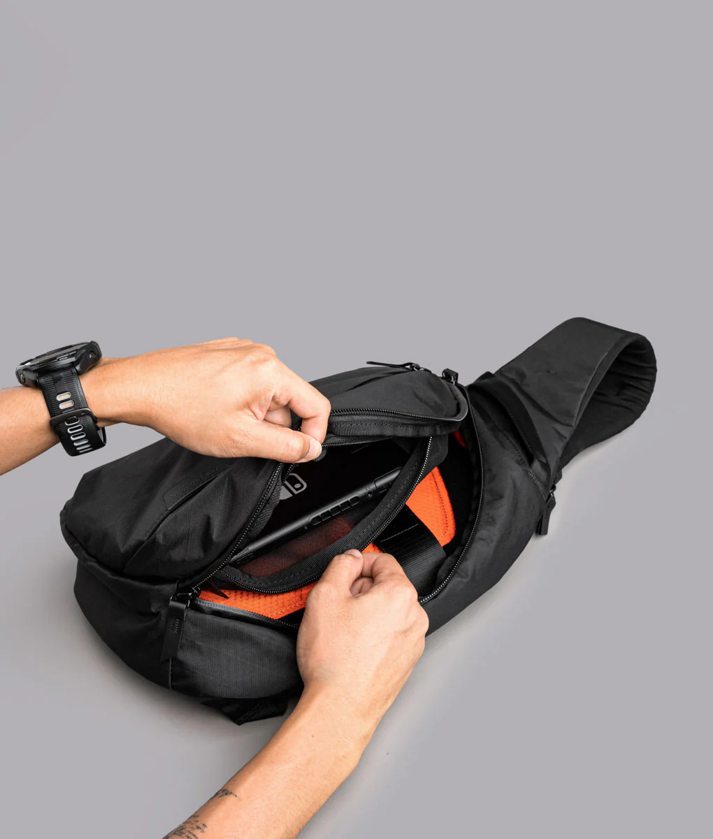 Metro Crossbody – Left Shoulder - Image 100