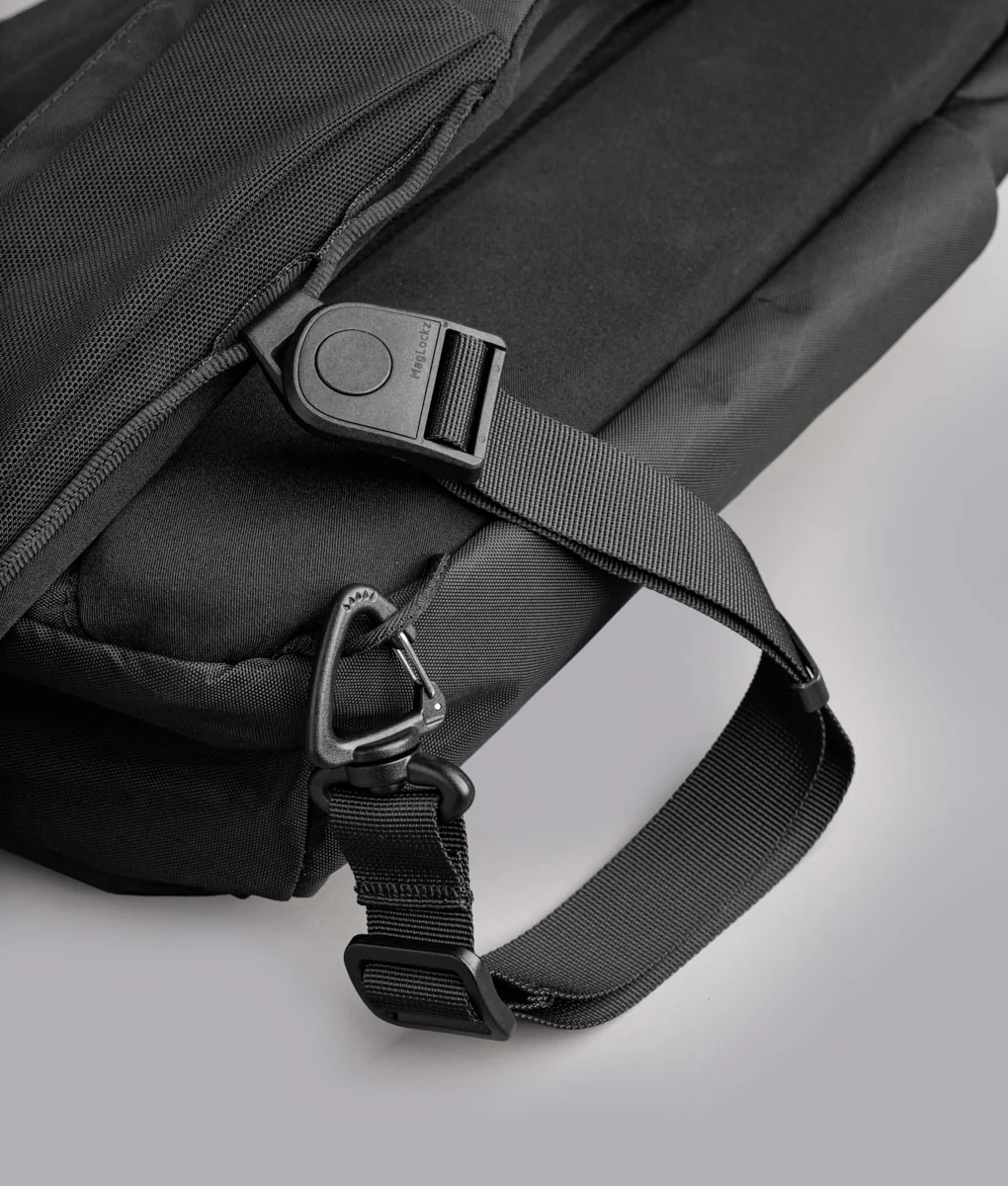 Metro Crossbody – Left Shoulder - Image 102