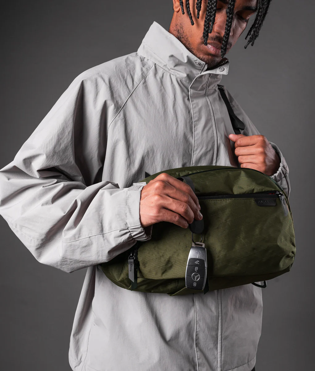 Metro Crossbody – Left Shoulder - Image 112