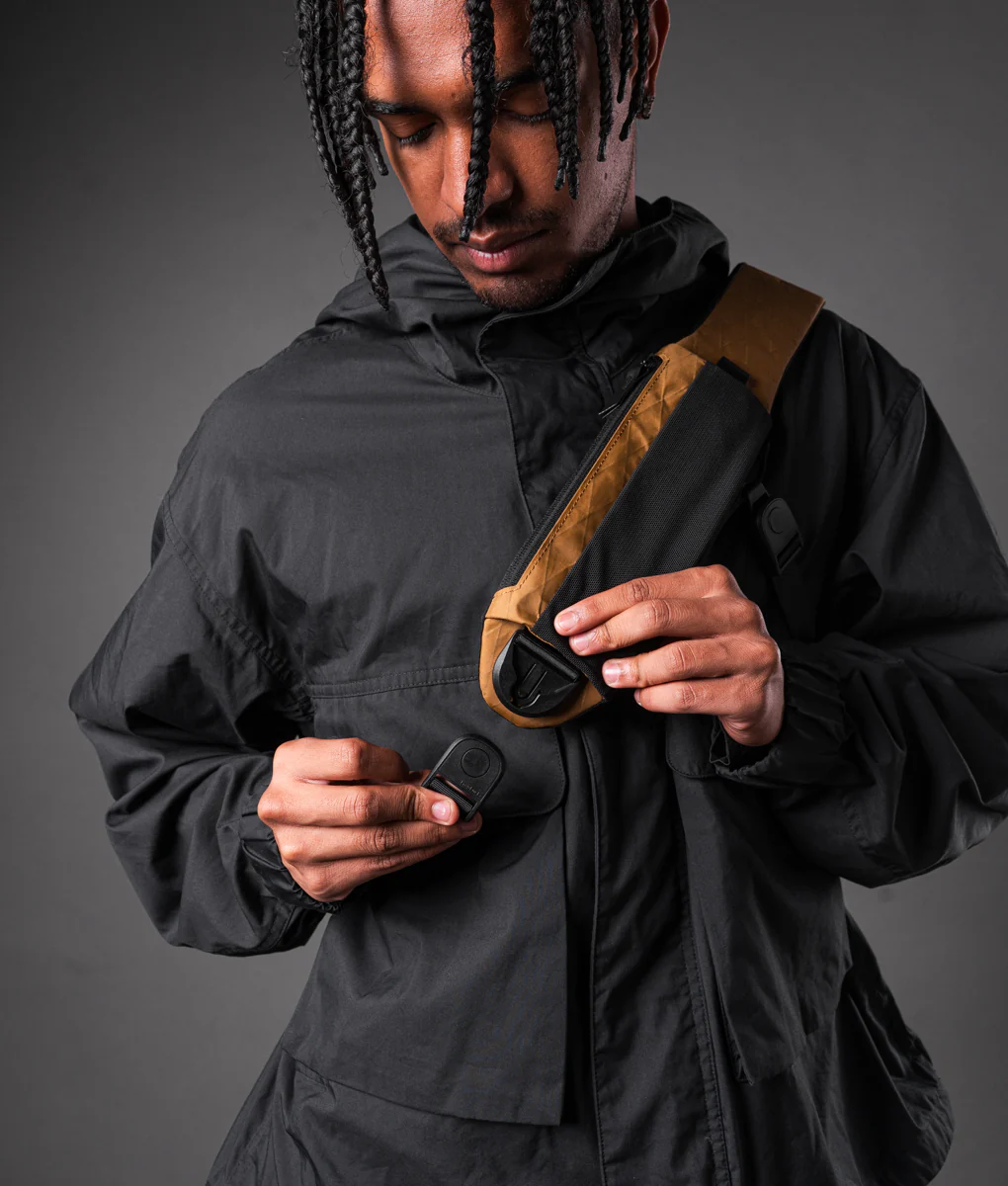 Metro Crossbody – Left Shoulder - Image 129