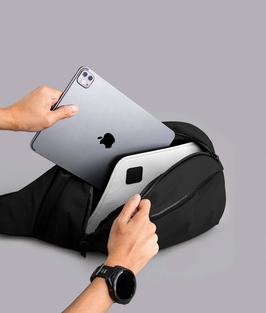 Metro Crossbody – Left Shoulder - Image 13