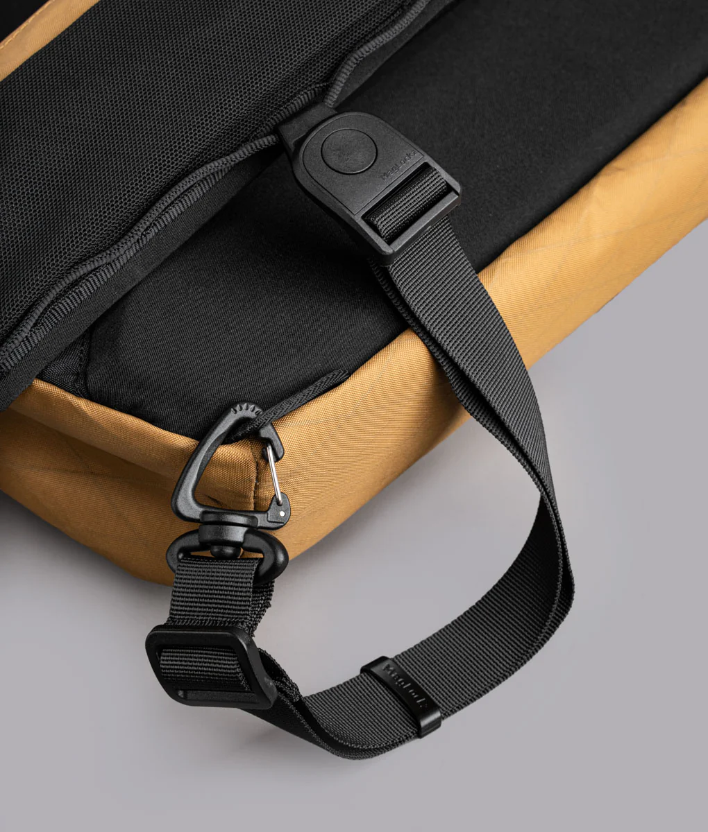 Metro Crossbody – Left Shoulder - Image 138