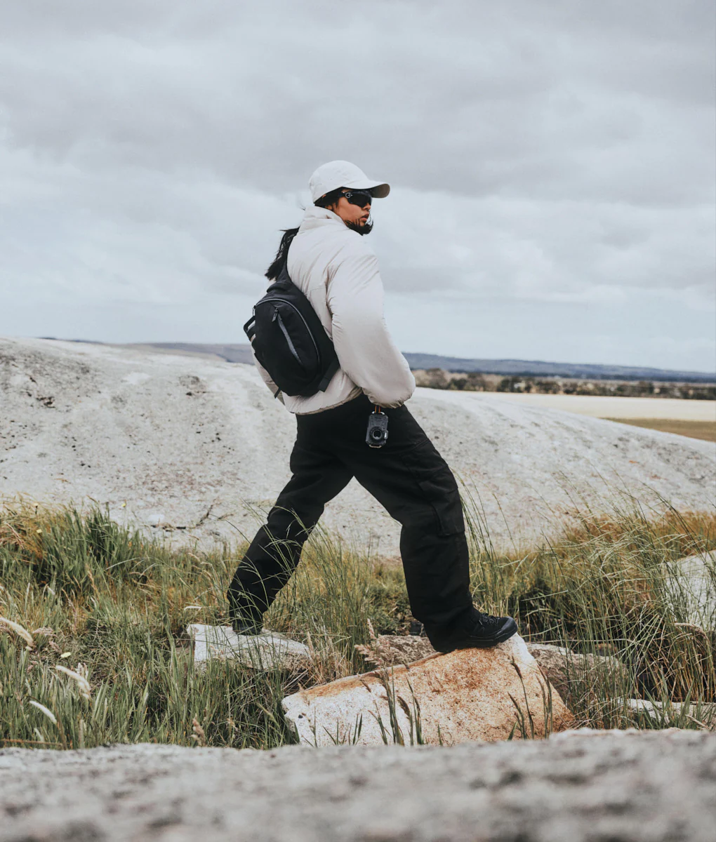 Metro Crossbody – Left Shoulder - Image 19