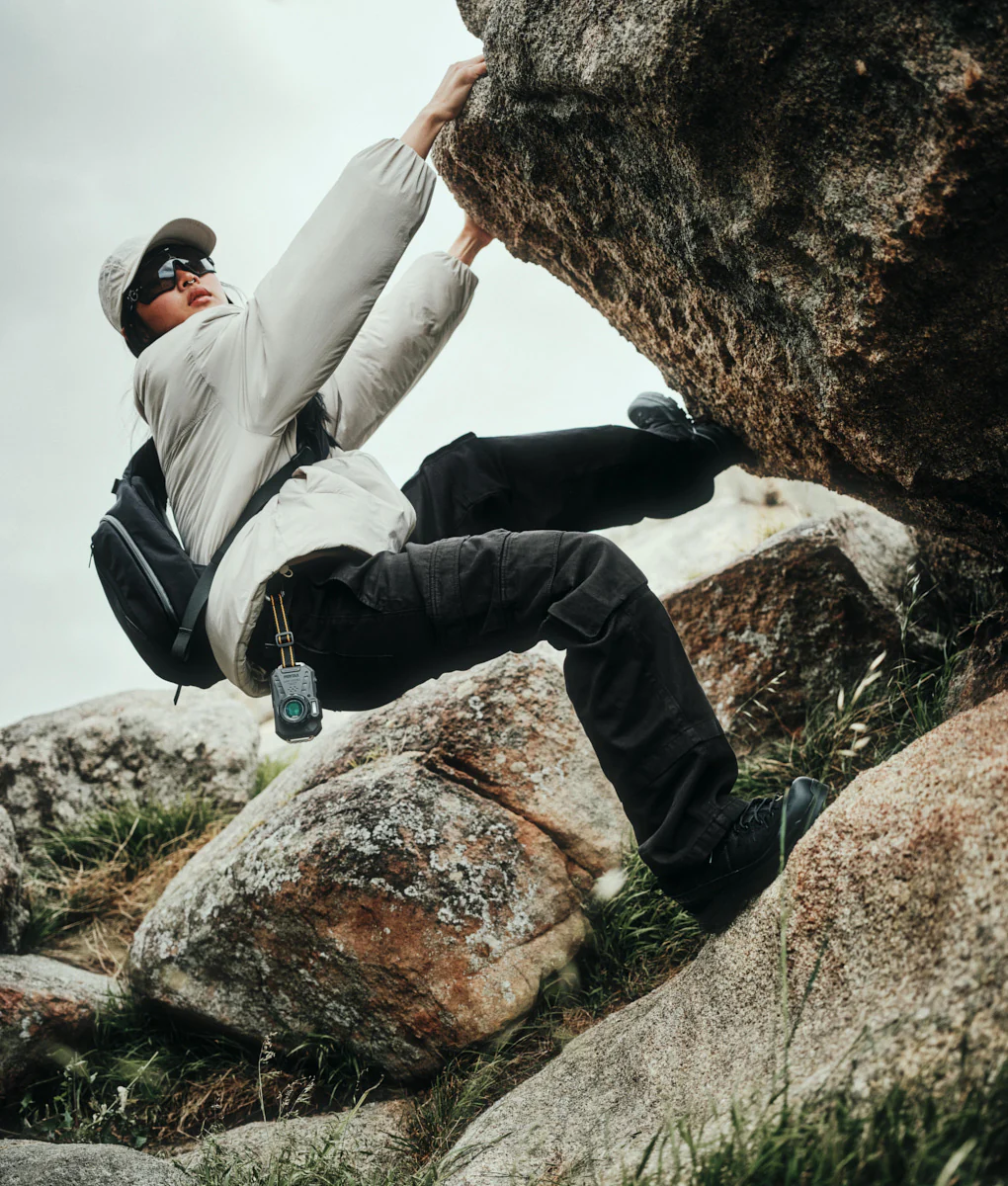 Metro Crossbody – Left Shoulder - Image 20