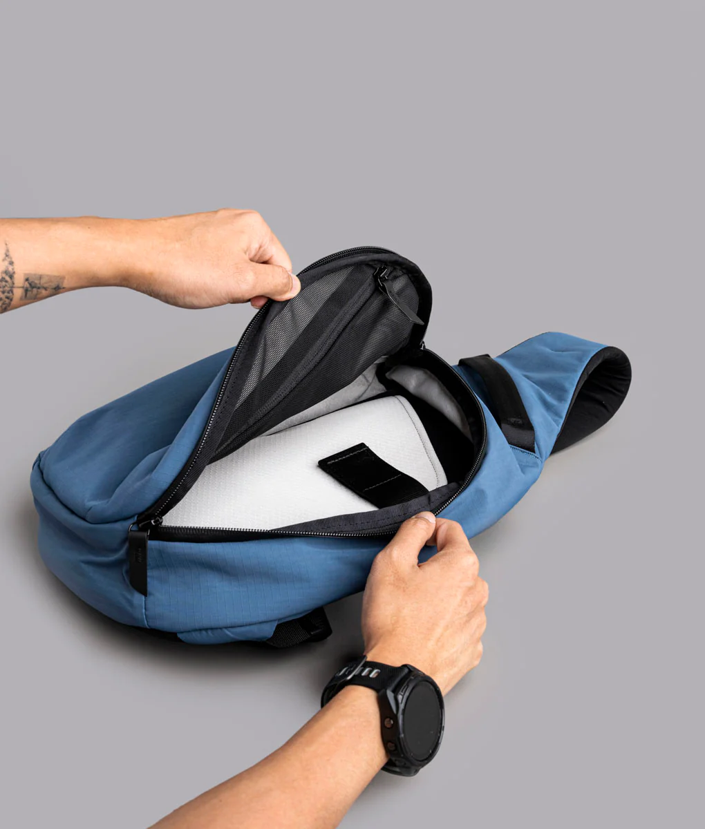 Metro Crossbody – Left Shoulder - Image 35