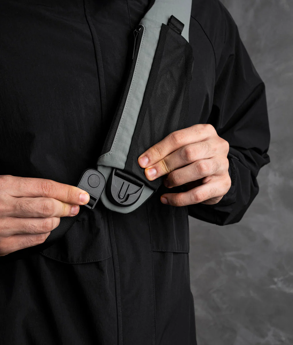 Metro Crossbody – Left Shoulder - Image 51