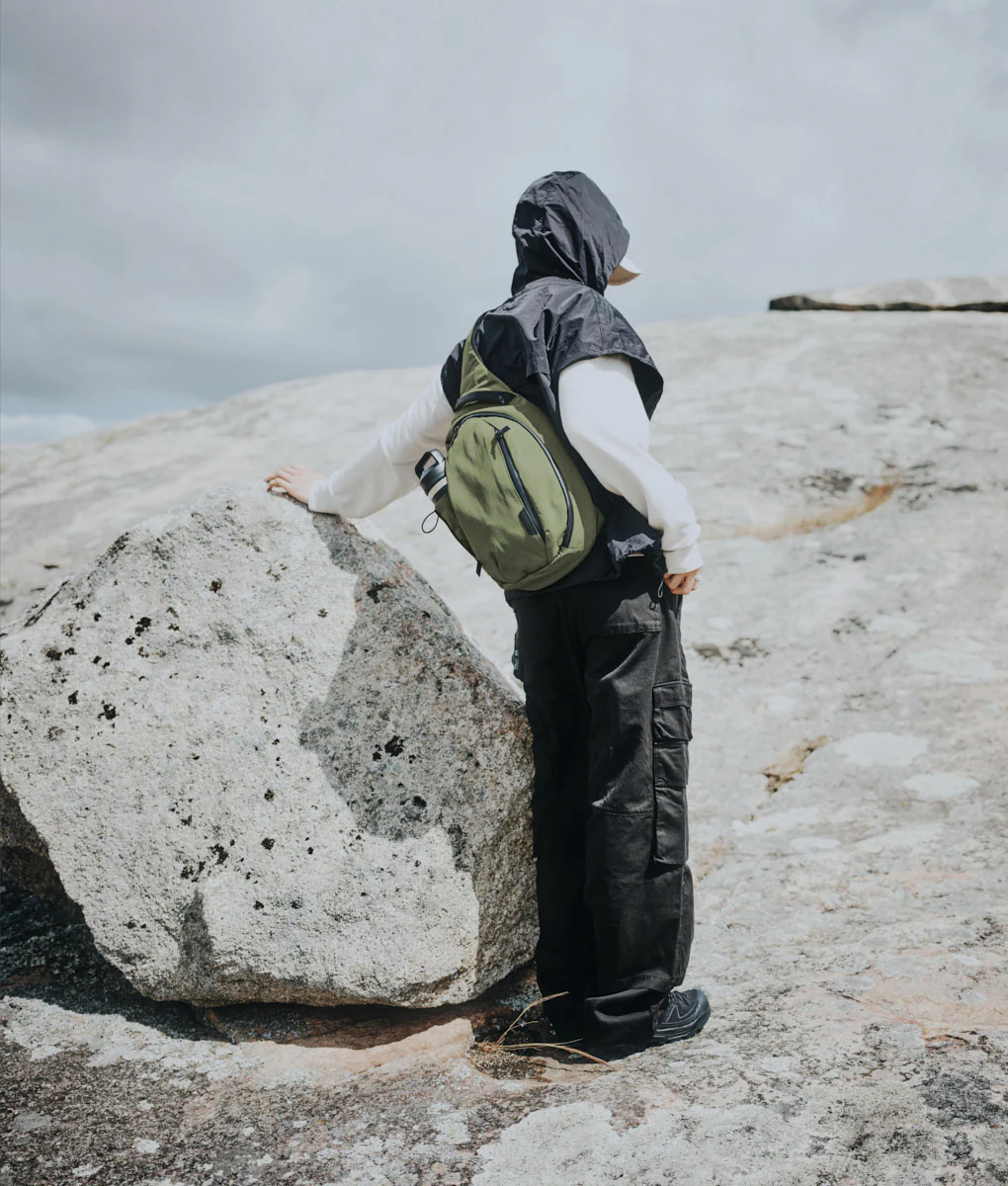 Metro Crossbody – Left Shoulder - Image 88