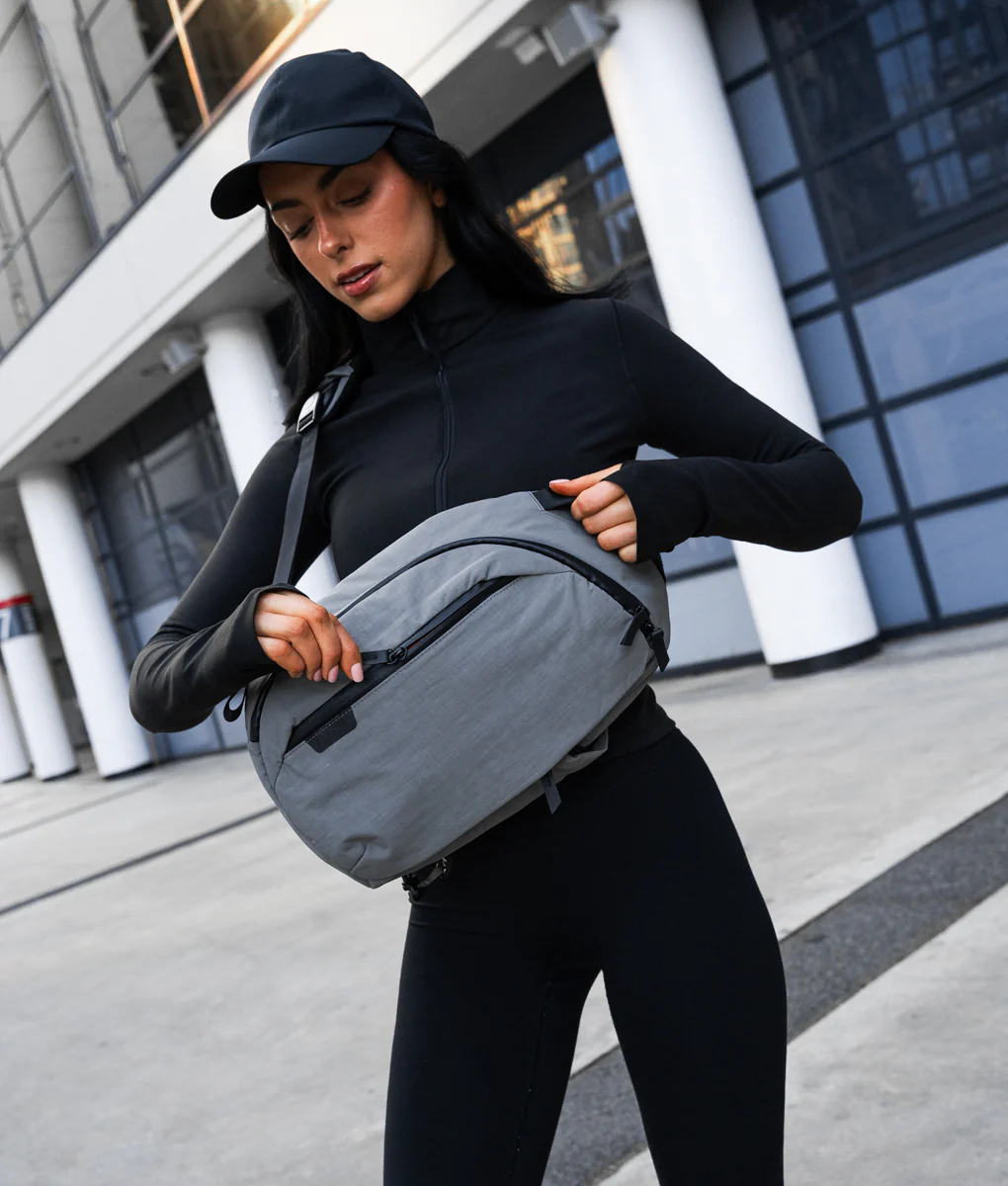 Metro Crossbody –  Right Shoulder - Image 61