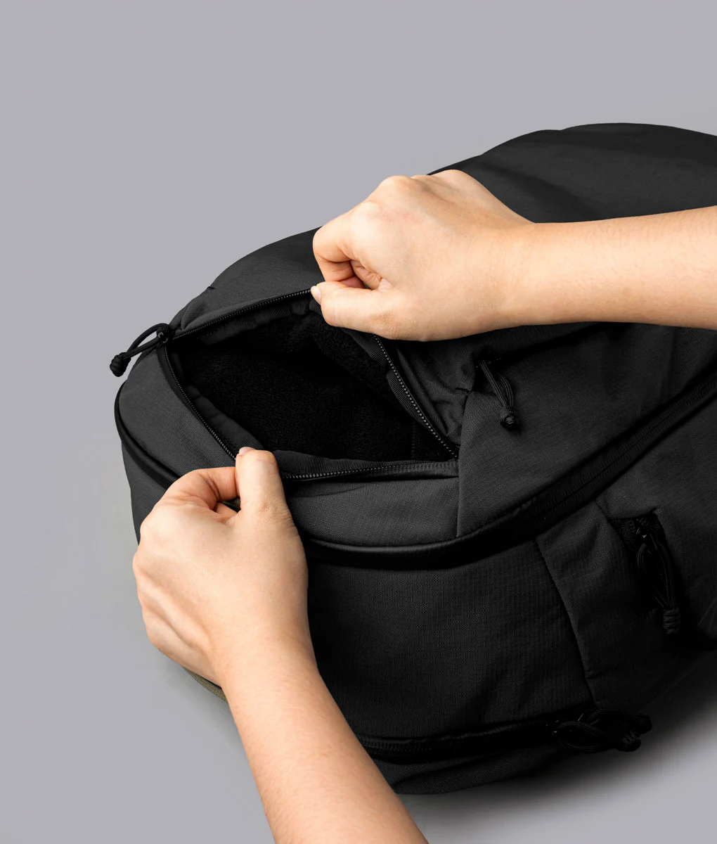 Traverse Backpack (30L) - Image 17