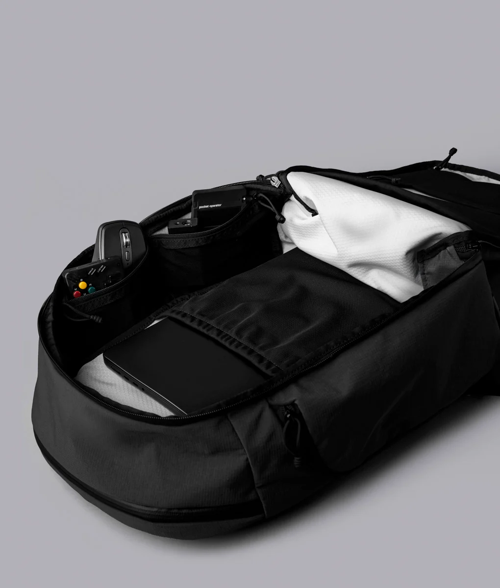 Traverse Backpack (30L) - Image 21