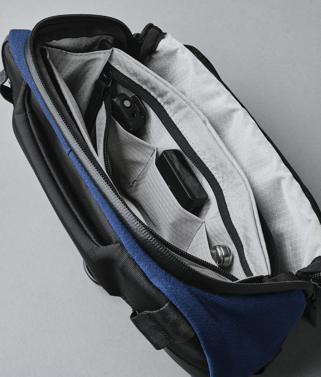 Vertex Pouch - Image 21