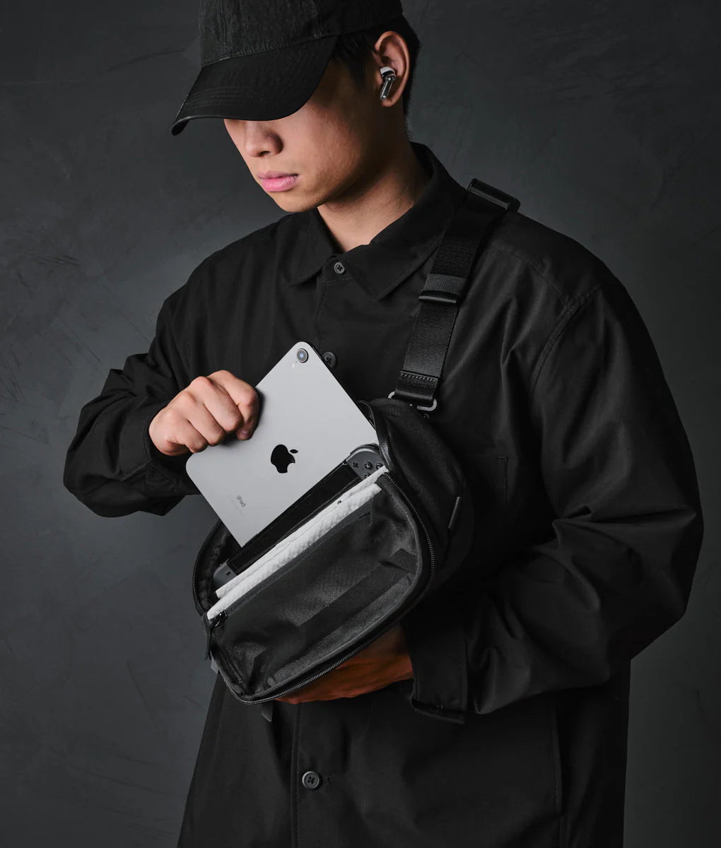 Vertex Pouch - Image 28