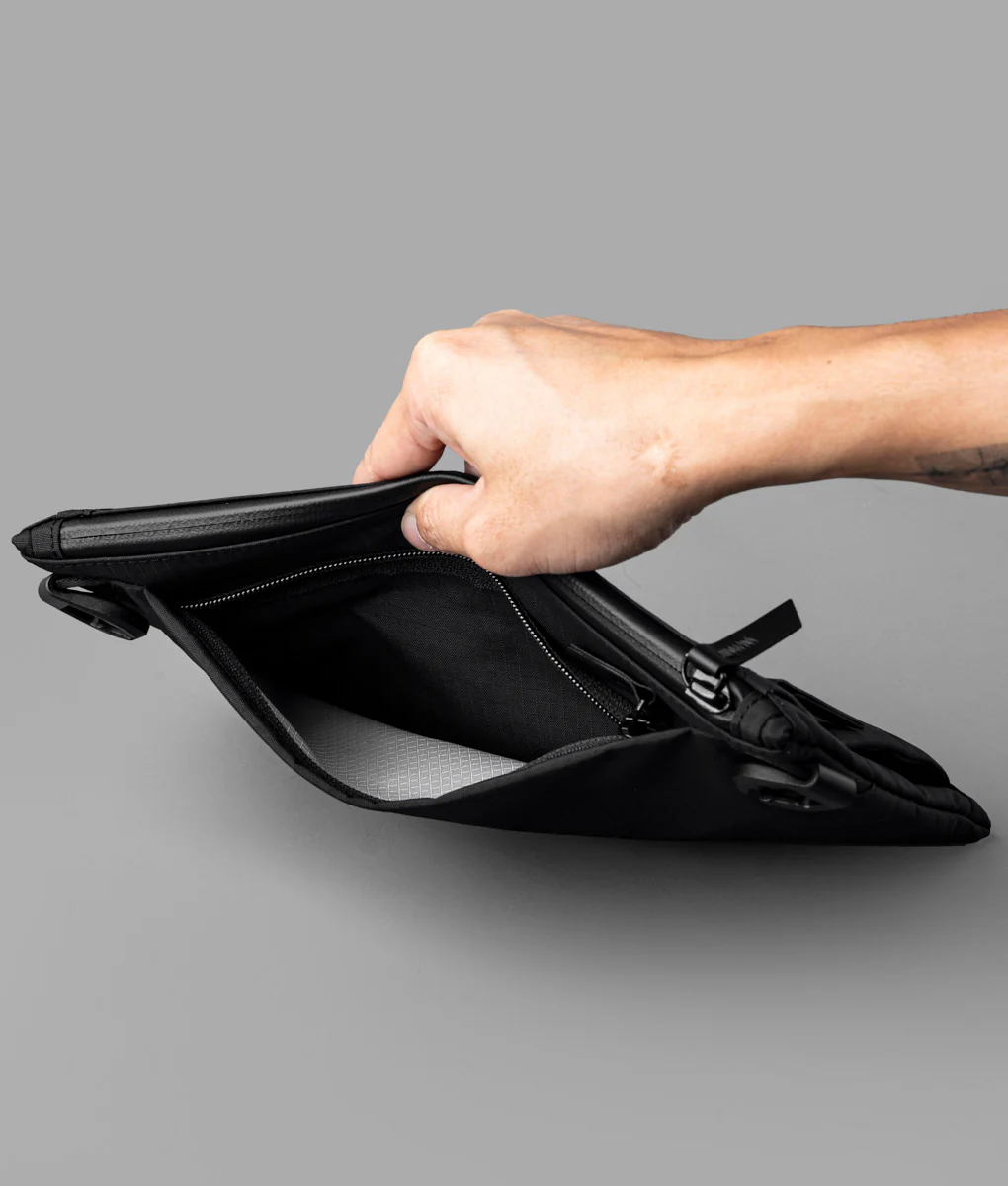 Zip Pouch Max V2 - Image 11