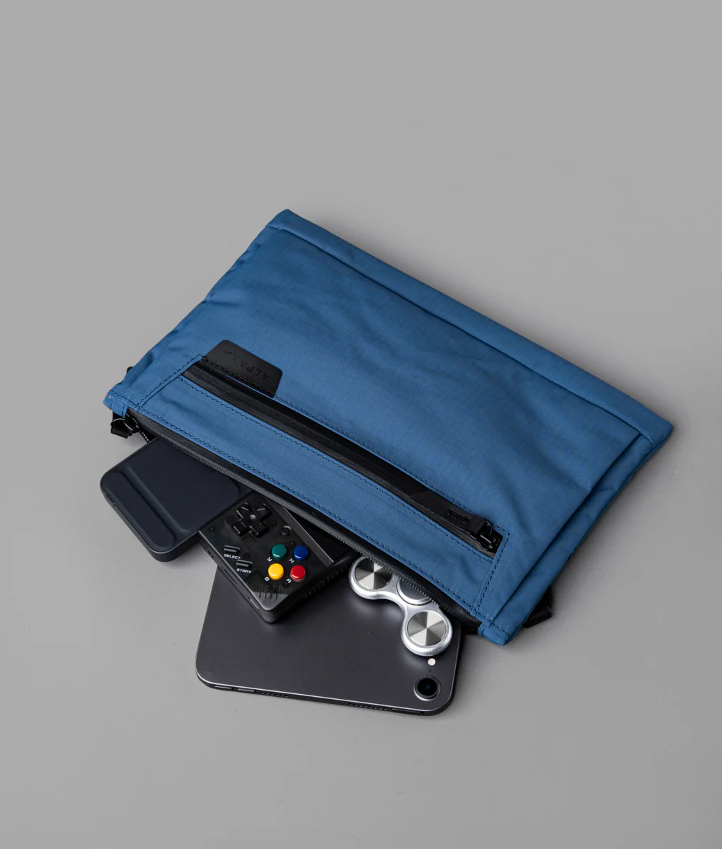 Zip Pouch Max V2 - Image 29