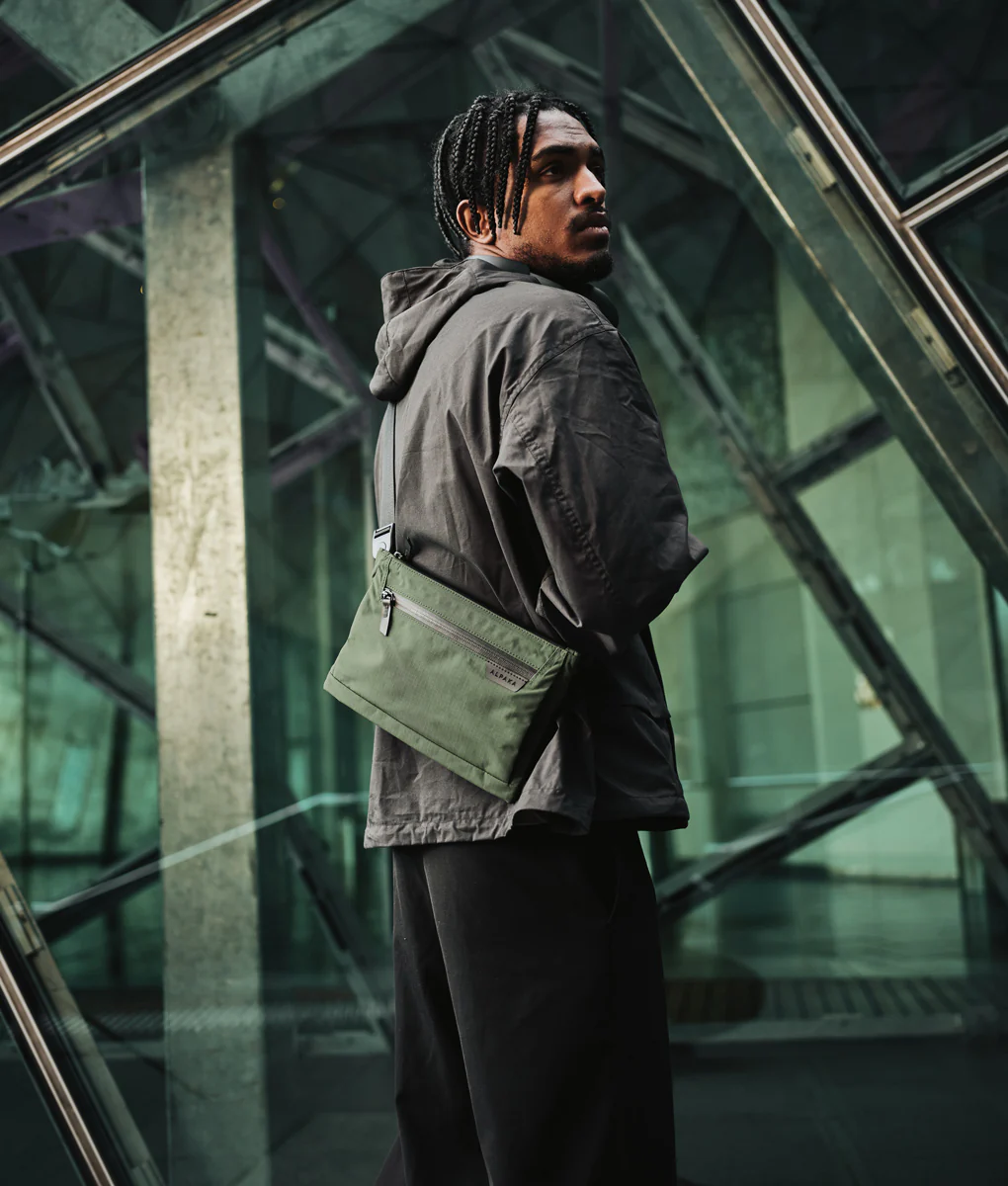 Zip Pouch Max V2 - Image 38