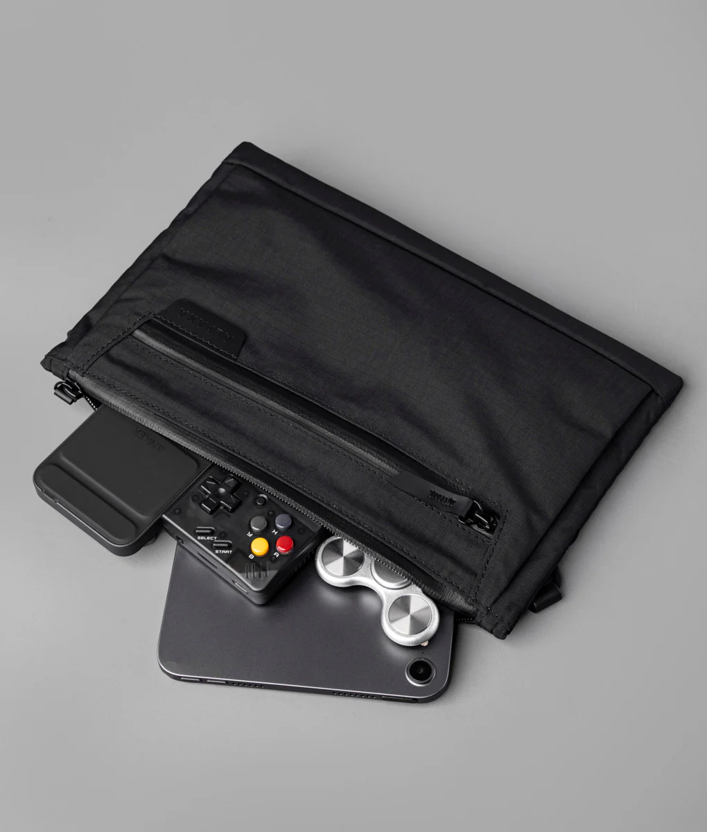 Zip Pouch Max V2 - Image 8