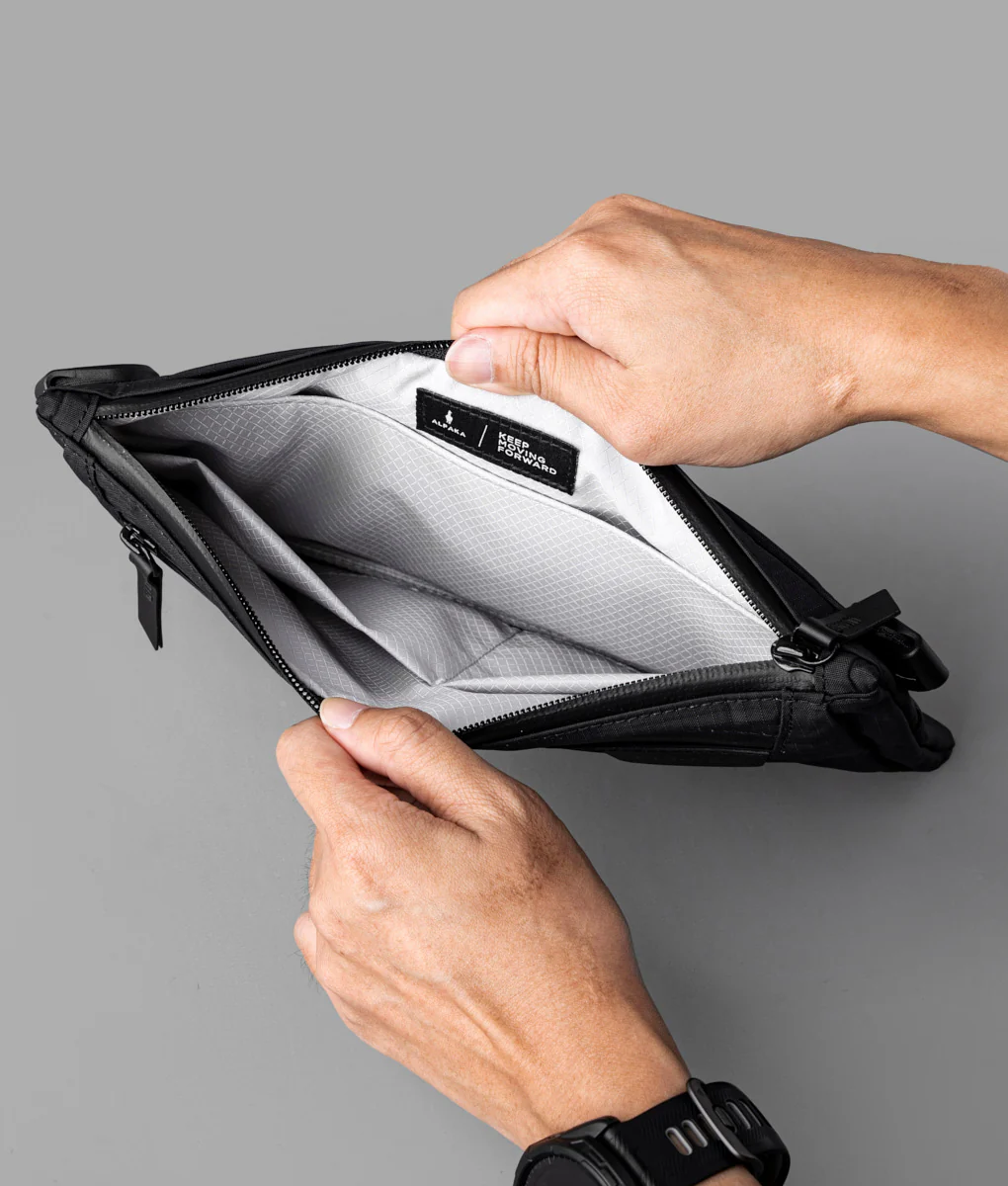 Zip Pouch Max V2 - Image 9