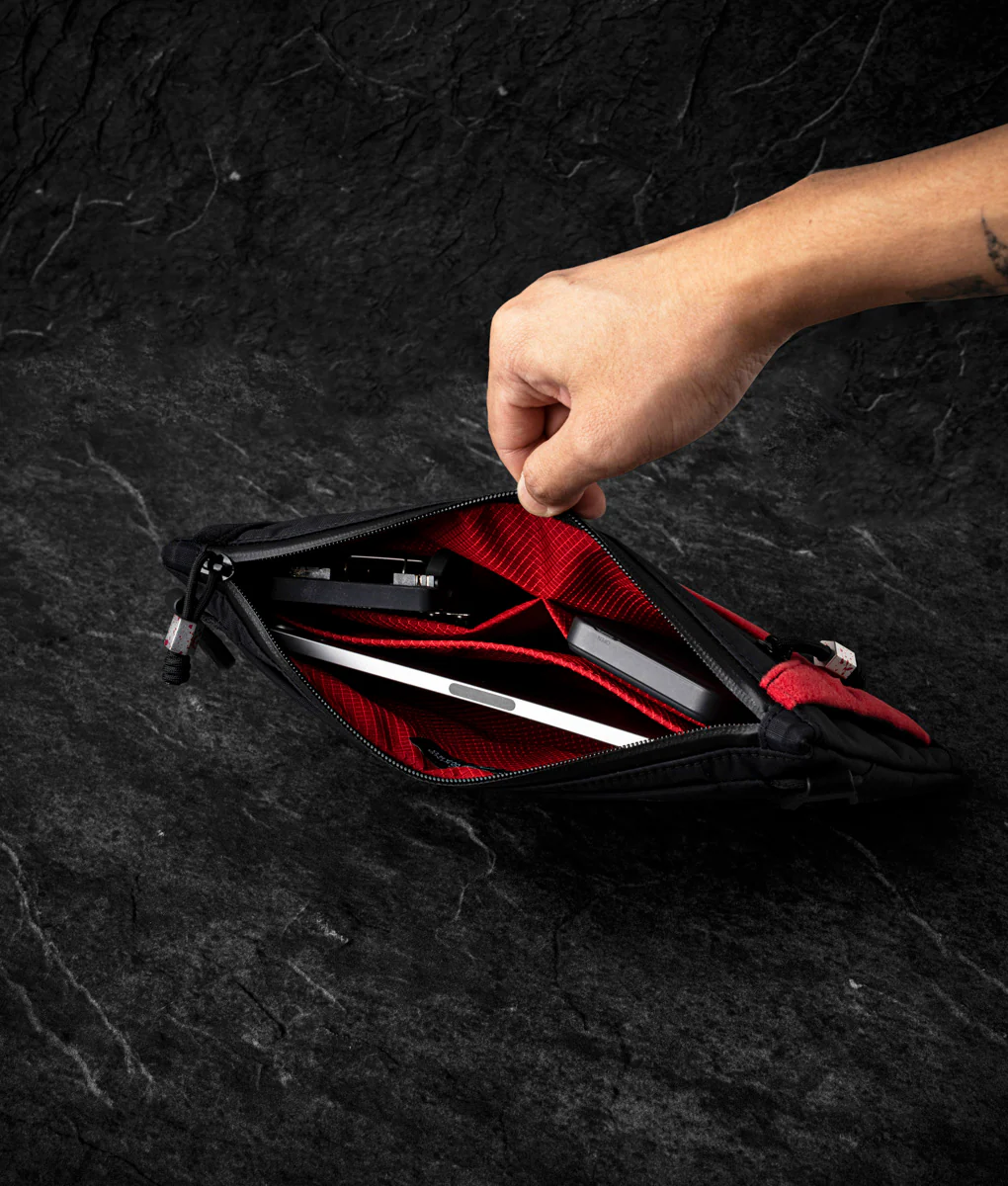 Zip Pouch Max V2 – Vampire Edition - Image 12