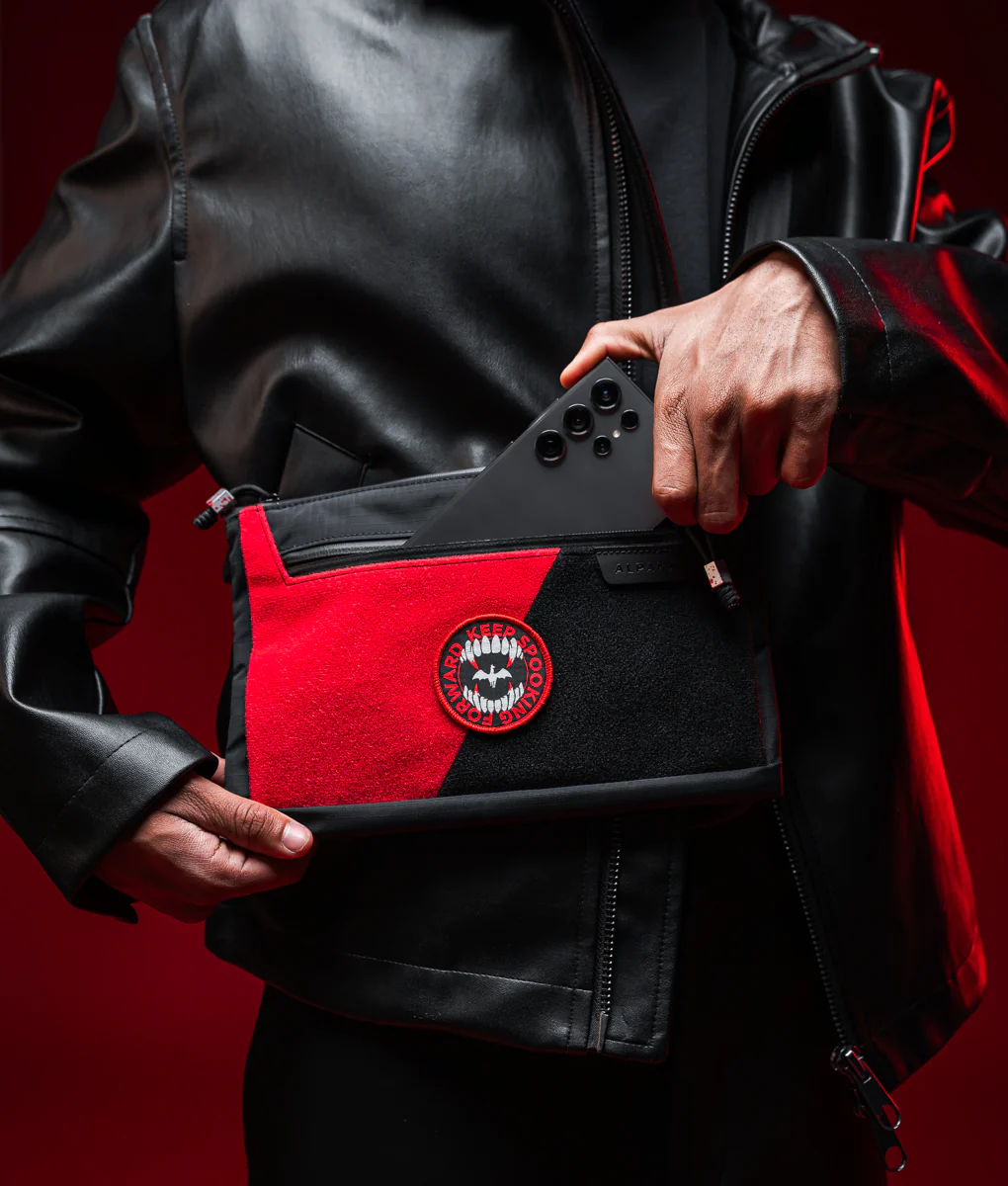 Zip Pouch Max V2 – Vampire Edition - Image 6